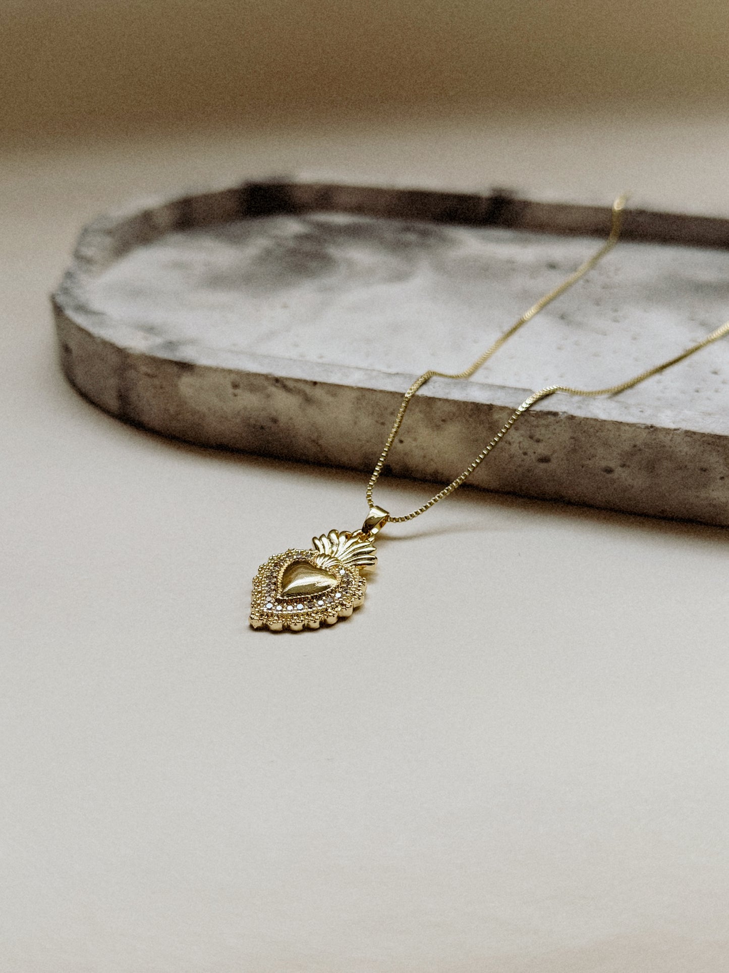 Collar amour